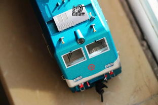 鐵影N27韶山9型電力機(jī)車模型測評 空氣彈簧與熱壓平板機(jī)的匠心之作